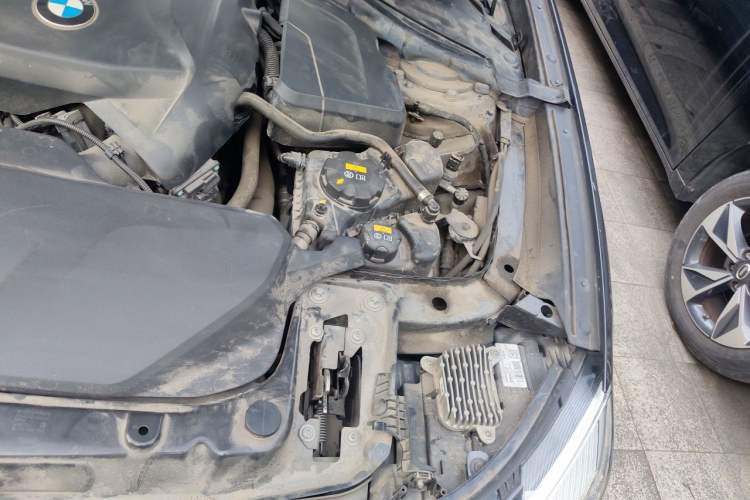 Used BMW 3 Series GT 2019 320i M Sport Package Engine Bay Left