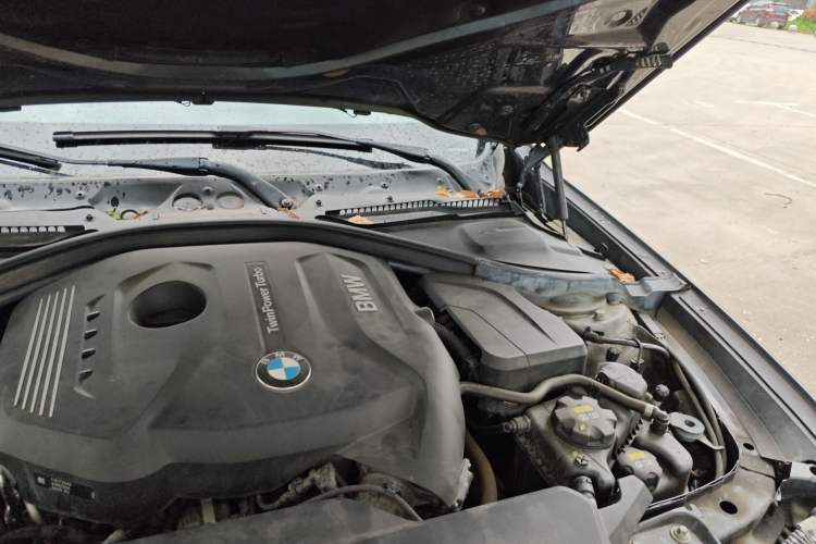 Used BMW 3 Series GT 2019 320i M Sport Package Engine Bay Left