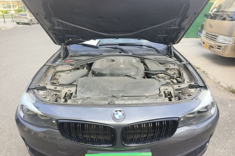 Used BMW 3 Series GT 2019 320i Sport Edition Engine Bay
