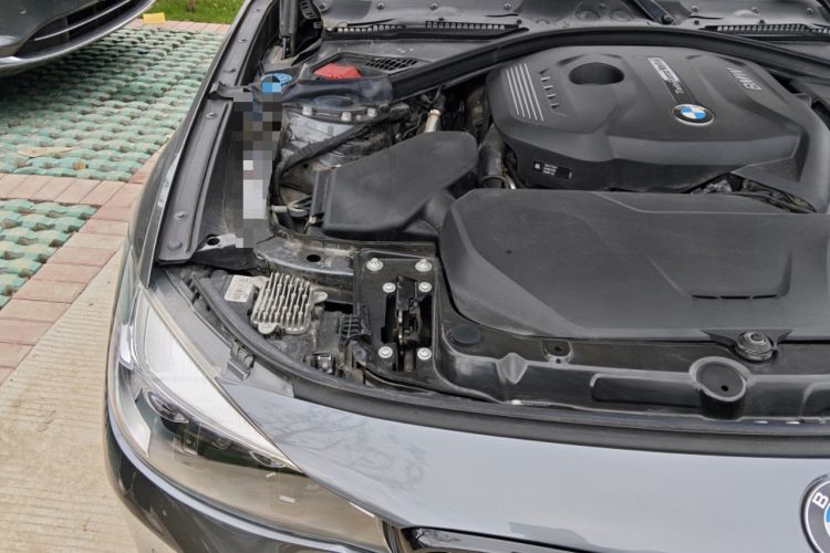Used BMW 3 Series GT 2019 330i xDrive M Sport Night Edition Engine Bay Right