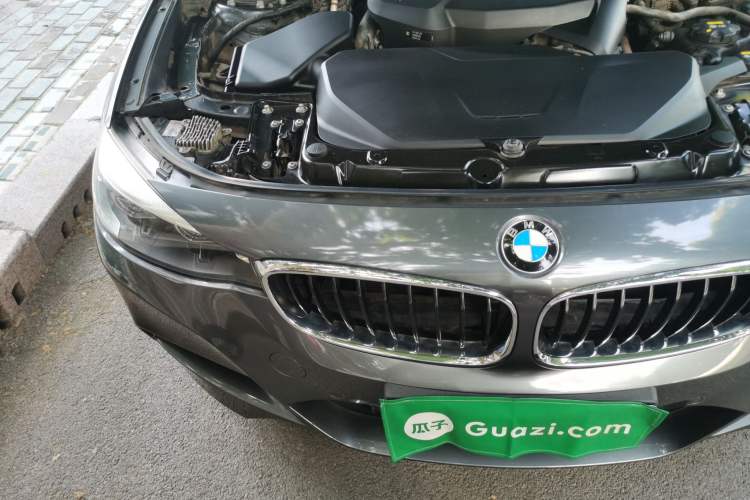 Used BMW 3 Series GT 2019 320i M Sport Engine Bay Right