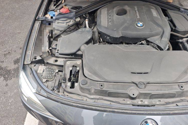 Used BMW 3 Series GT 2019 320i M Sport Package Engine Bay Right