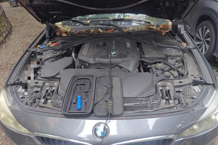 Used BMW 3 Series GT 2019 320i M Sport Package Engine Bay