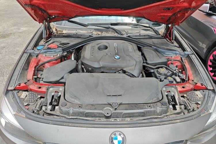 Used BMW 3 Series GT 2019 320i Sport Edition Engine Bay