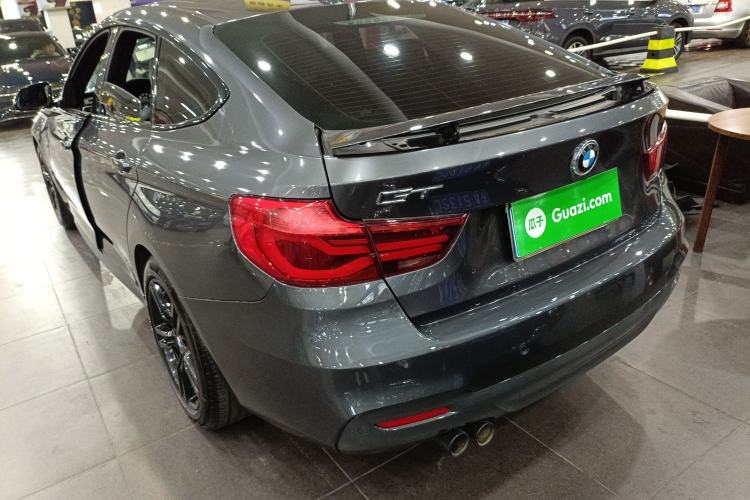 Used BMW 3 Series GT 2019 320i M Sport Night Edition Exterior 2