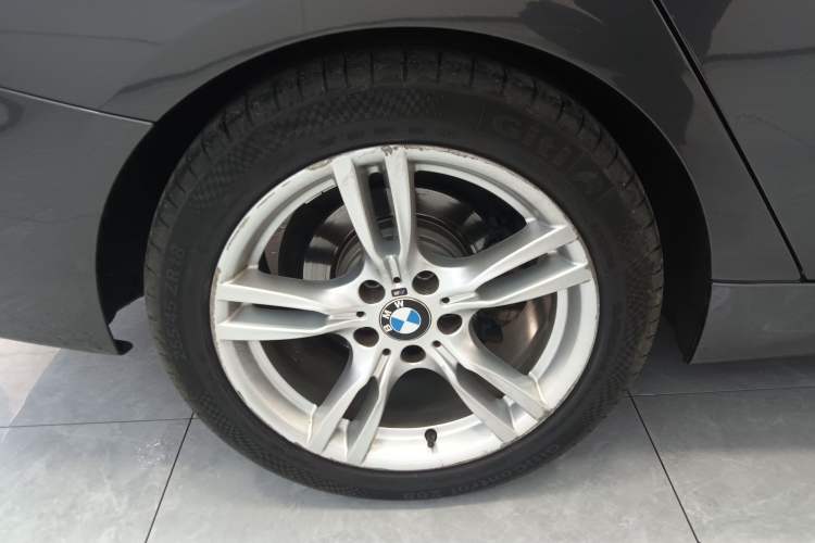 Used BMW 3 Series GT 2019 320i M Sport Exterior 2