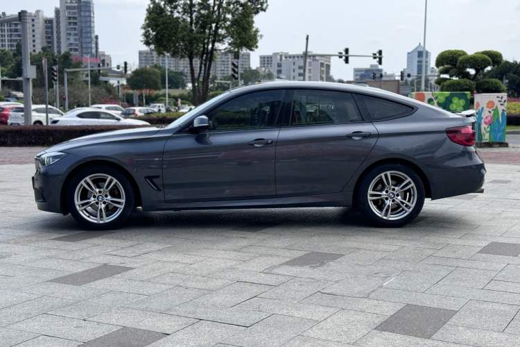 Used BMW 3 Series GT 2019 320i M Sport Package Exterior 3