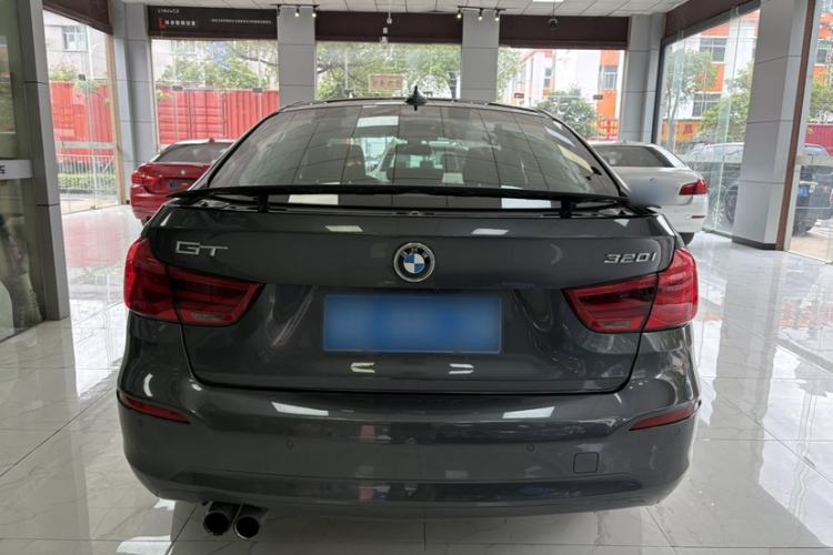 Used BMW 3 Series GT 2019 320i Sport Edition Exterior 5