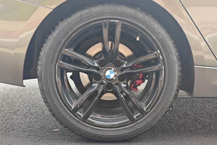 Used BMW 3 Series GT 2019 320i M Sport Package Exterior 8