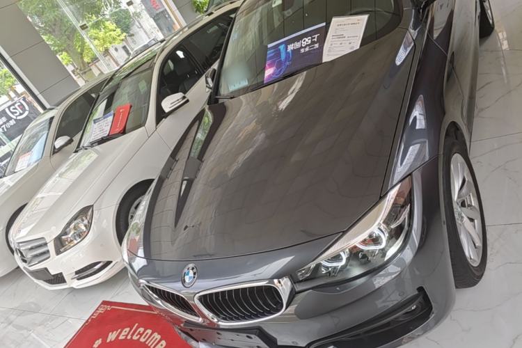 Used BMW 3 Series GT 2019 320i Sport Edition Front