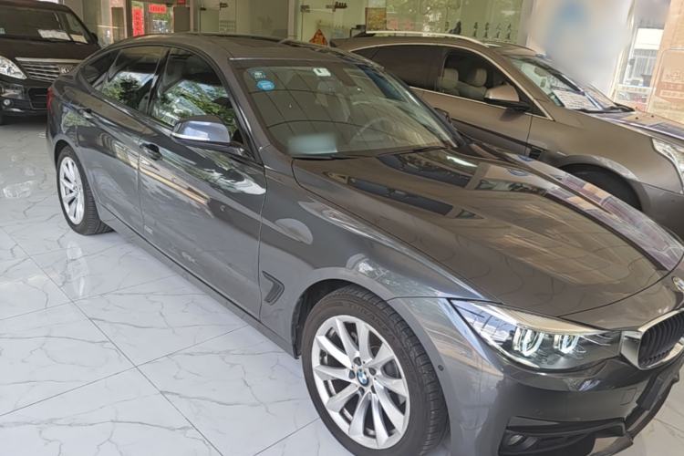 Used BMW 3 Series GT 2019 320i Sport Edition Front Right 45 Deg