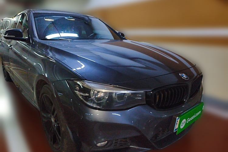 Used BMW 3 Series GT 2019 320i M Sport Night Edition Front Right 45 Deg
