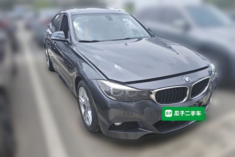 Used BMW 3 Series GT 2019 320i M Sport Package Front Right 45 Deg