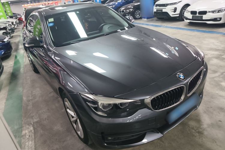 Used BMW 3 Series GT 2019 320i Sport Edition Front Right 45 Deg