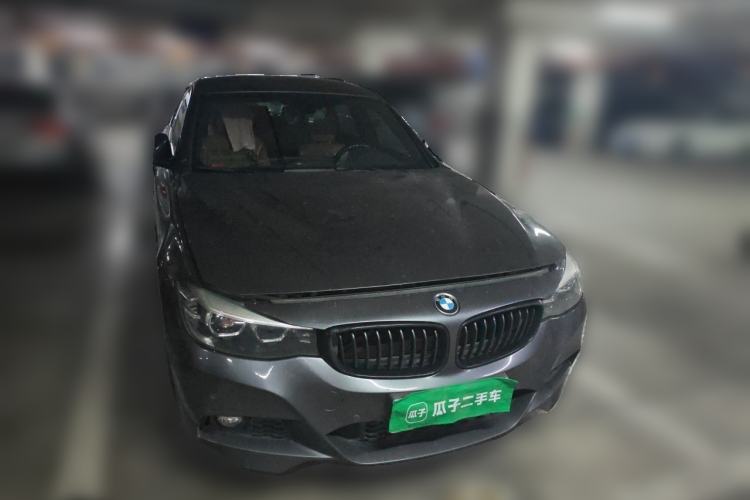 Used BMW 3 Series GT 2019 330i xDrive M Sport Night Edition Front Right 45 Deg