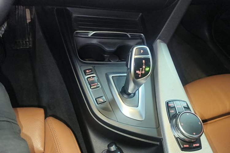 Used BMW 3 Series GT 2019 320i M Sport Gear Lever