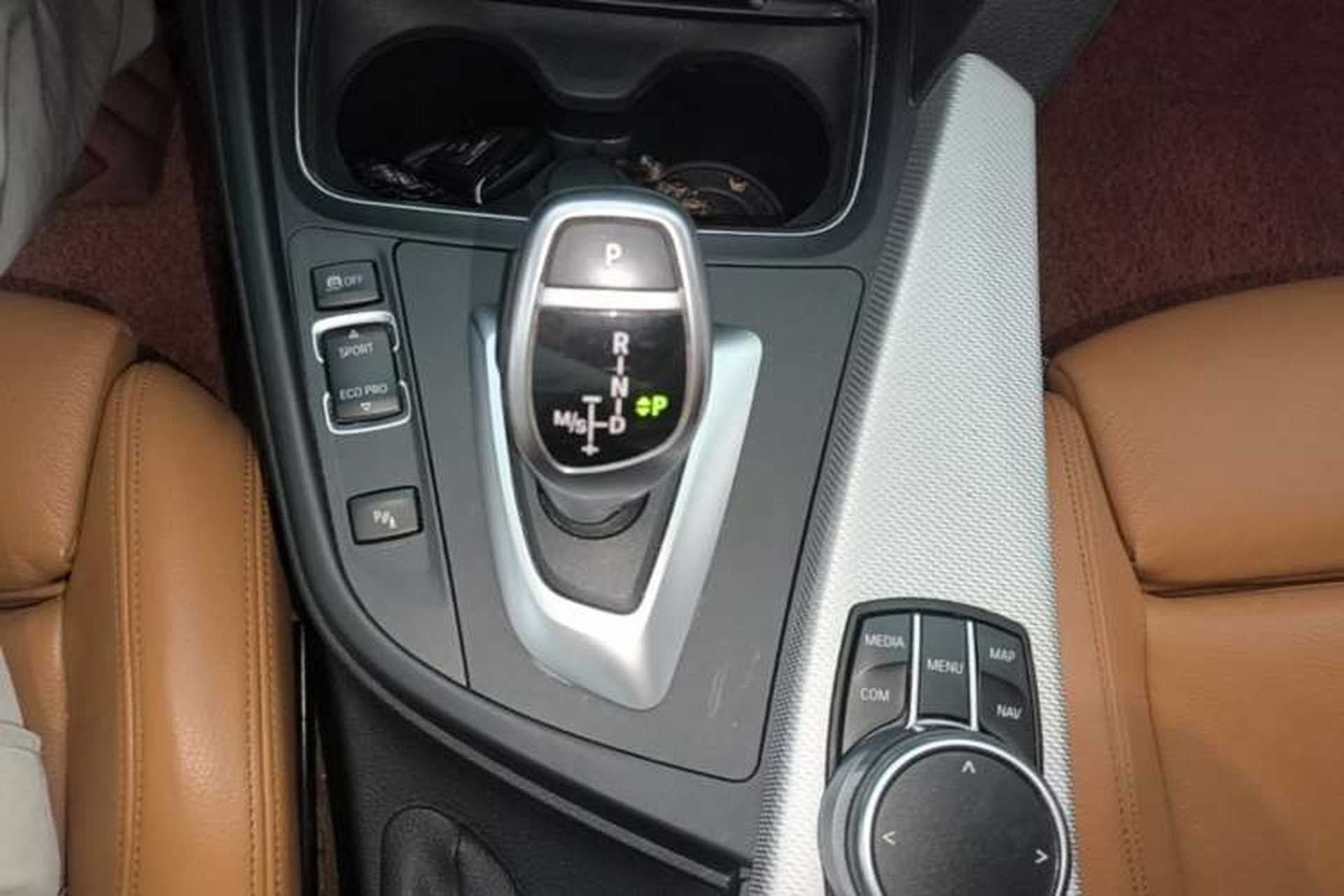 Used BMW 3 Series GT 2019 320i M Sport Gear Lever