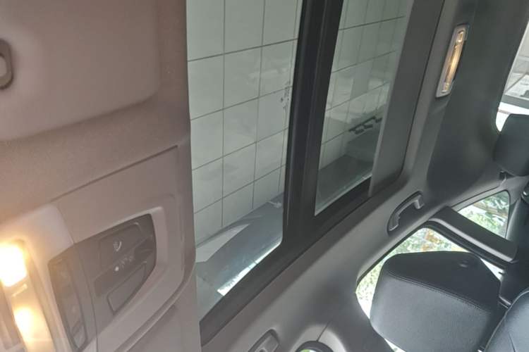 Used BMW 3 Series GT 2019 320i Sport Edition Headliner