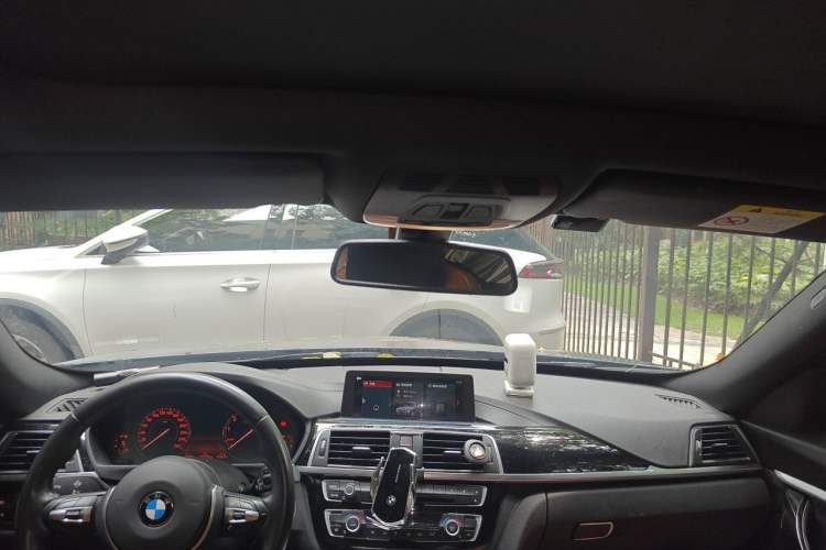 Used BMW 3 Series GT 2019 320i M Sport Package Headliner