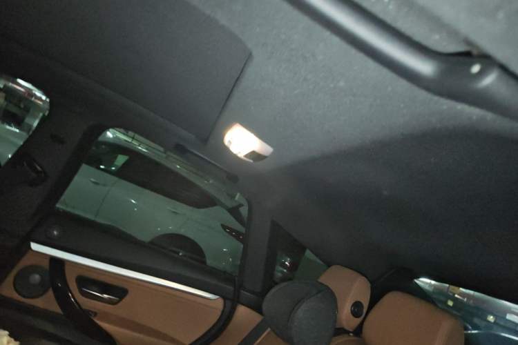 Used BMW 3 Series GT 2019 330i xDrive M Sport Night Edition Headliner