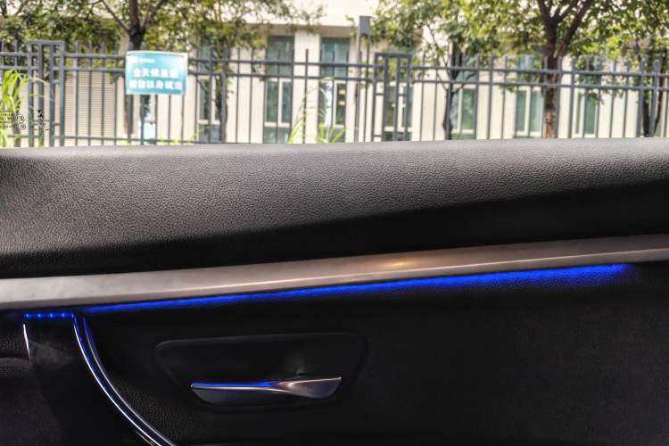 Used BMW 3 Series GT 2019 320i M Sport Package Interior 6