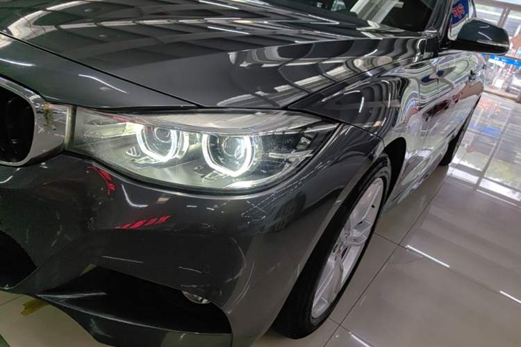 Used BMW 3 Series GT 2019 320i M Sport Package Left Front Headlight