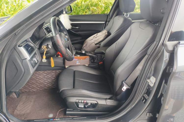 Used BMW 3 Series GT 2019 320i M Sport Package Left Front Seat