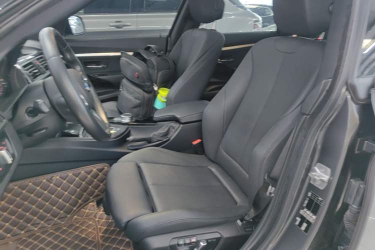 Used BMW 3 Series GT 2019 320i M Sport Package Left Front Seat