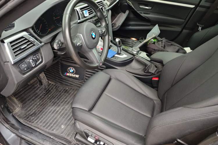 Used BMW 3 Series GT 2019 320i M Sport Package Left Front Seat