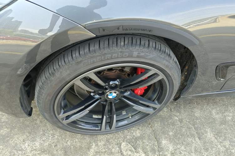 Used BMW 3 Series GT 2019 320i M Sport Left Front Wheel Hub