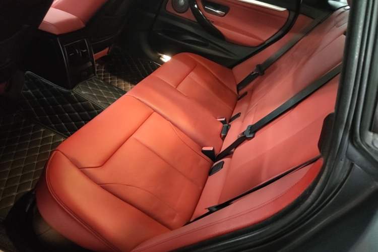 Used BMW 3 Series GT 2019 330i xDrive M Sport Night Edition Left Rear Seat