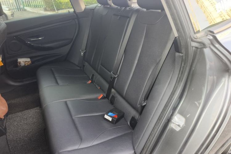 Used BMW 3 Series GT 2019 320i Sport Edition Left Rear Seat