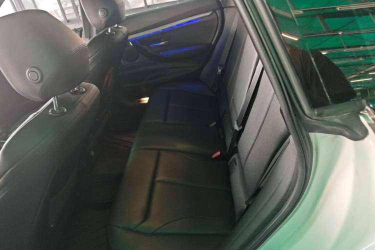 Used BMW 3 Series GT 2019 320i M Sport Package Left Rear Seat