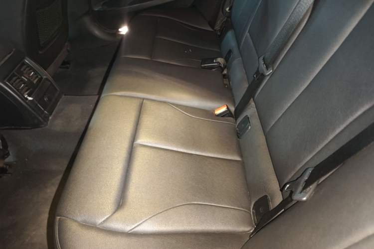 Used BMW 3 Series GT 2019 320i Sport Edition Left Rear Seat