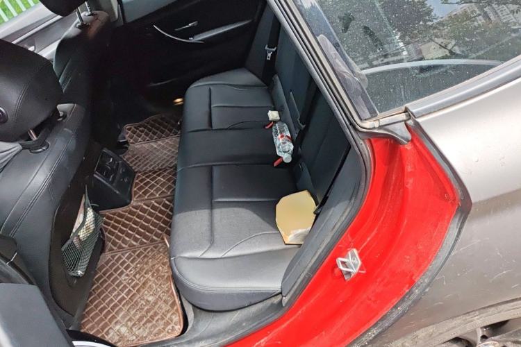 Used BMW 3 Series GT 2019 320i Sport Edition Left Rear Seat