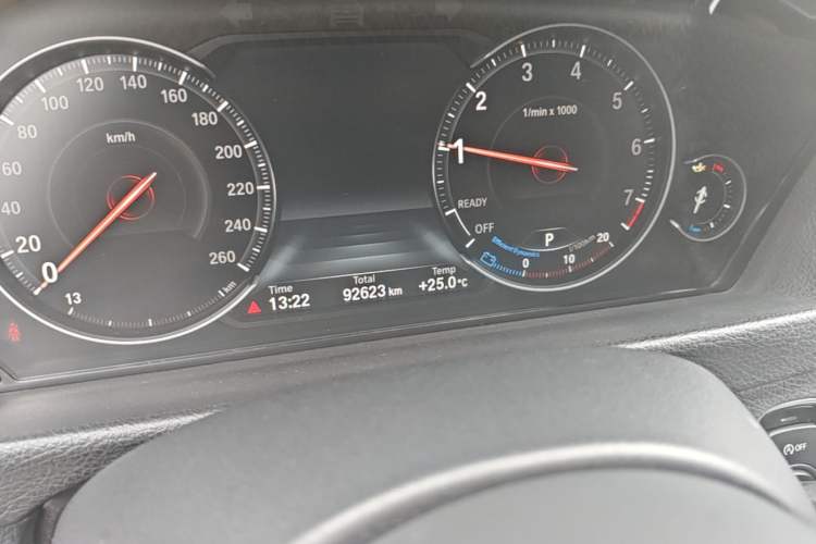 Used BMW 3 Series GT 2019 320i M Sport Package Odometer Close Up