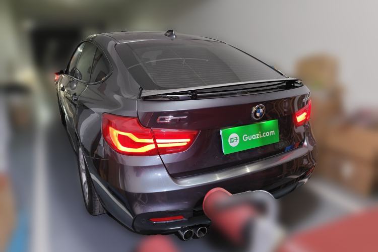 Used BMW 3 Series GT 2019 320i M Sport Rear Left 45 Deg