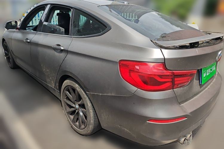 Used BMW 3 Series GT 2019 320i Sport Edition Rear Left 45 Deg