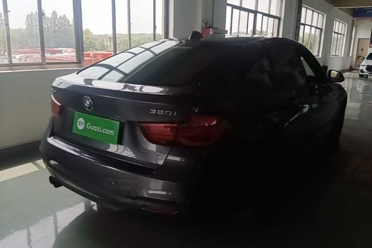 Used BMW 3 Series GT 2019 320i M Sport Night Edition Rear Right 45 Deg