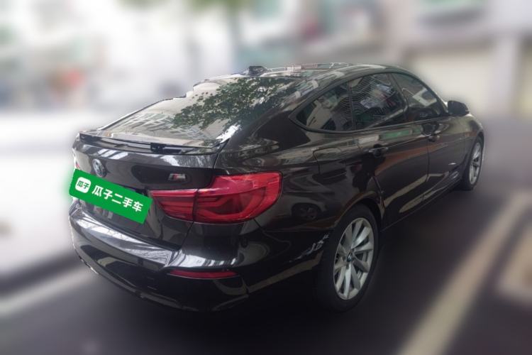 Used BMW 3 Series GT 2019 320i Sport Edition Rear Right 45 Deg