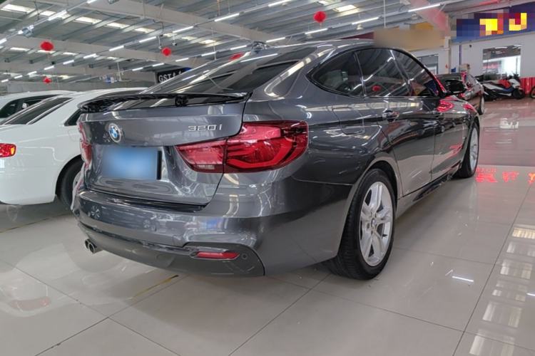 Used BMW 3 Series GT 2019 320i M Sport Package Rear Right 45 Deg