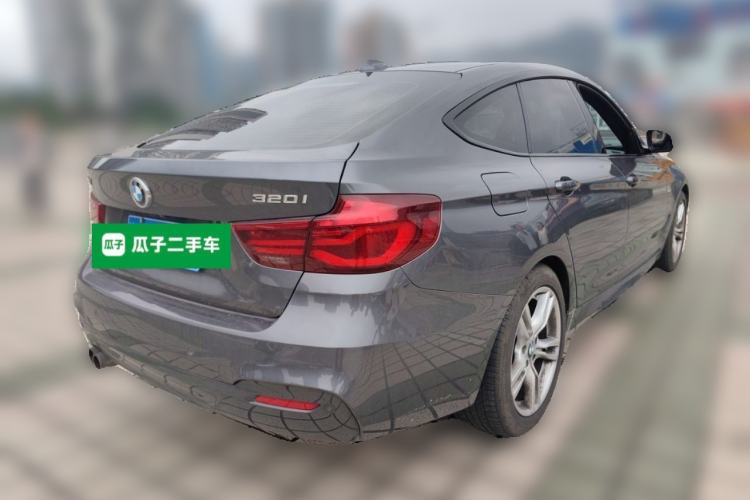 Used BMW 3 Series GT 2019 320i M Sport Package Rear Right 45 Deg