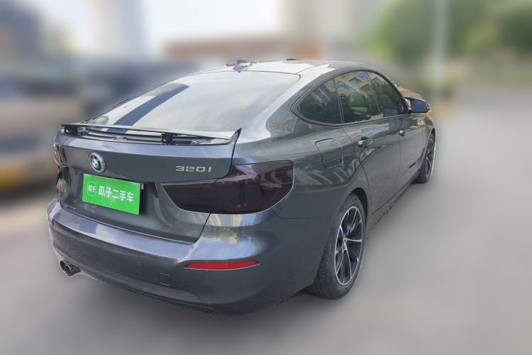 Used BMW 3 Series GT 2019 320i Sport Edition Rear Right 45 Deg