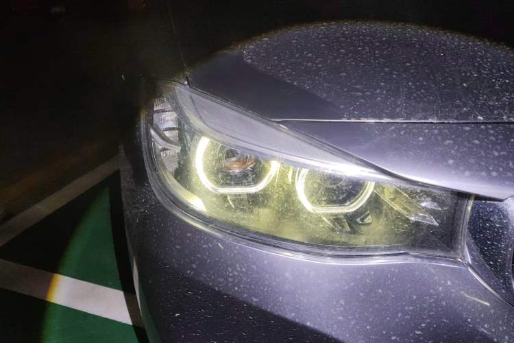 Used BMW 3 Series GT 2019 320i M Sport Package Right Front Headlight