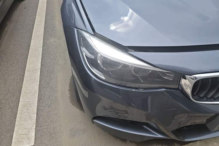Used BMW 3 Series GT 2019 320i M Sport Package Right Front Headlight
