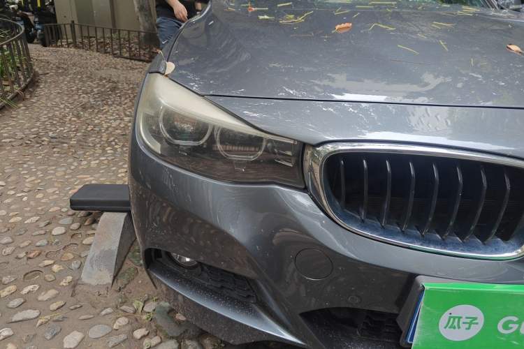 Used BMW 3 Series GT 2019 320i M Sport Package Right Front Headlight