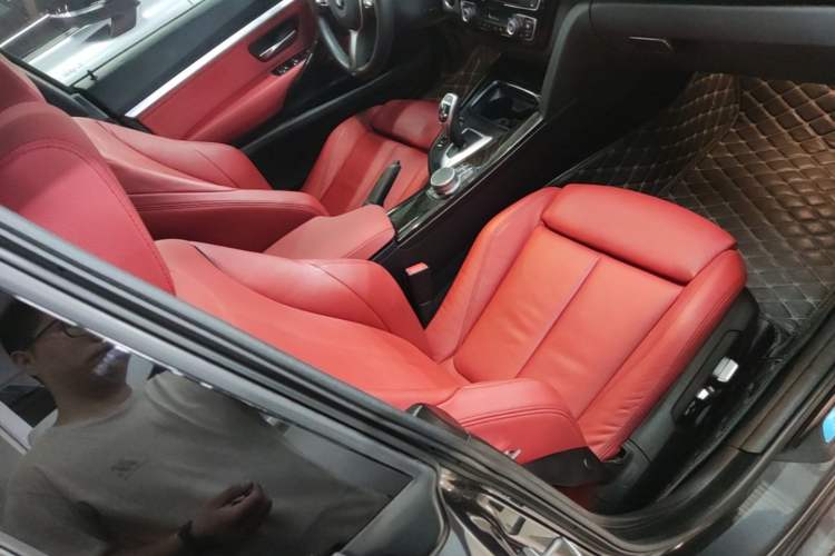 Used BMW 3 Series GT 2019 330i xDrive M Sport Night Edition Right Front Seat