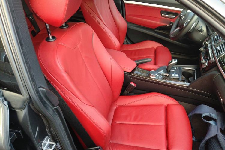 Used BMW 3 Series GT 2019 330i xDrive M Sport Night Edition Right Front Seat