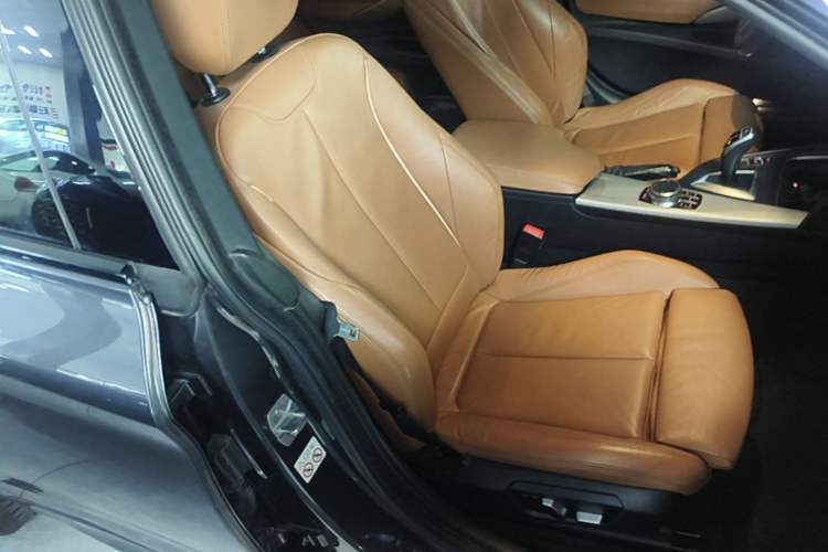 Used BMW 3 Series GT 2019 320i M Sport Right Front Seat