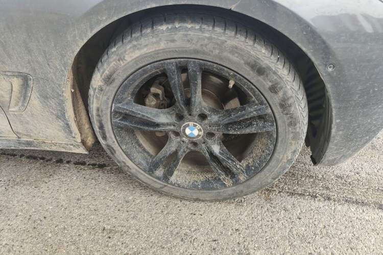 Used BMW 3 Series GT 2019 320i M Sport Package Right Front Wheel Hub